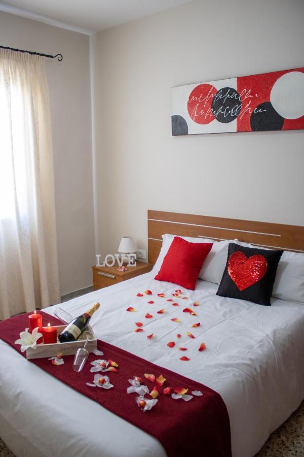 Puesta De Sol Rentals 2Aj Playa de San Juan  Εξωτερικό φωτογραφία